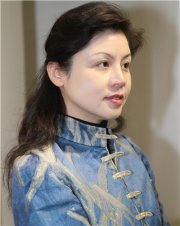 [访谈]卢浮宫国际美展入选艺术家-何颖